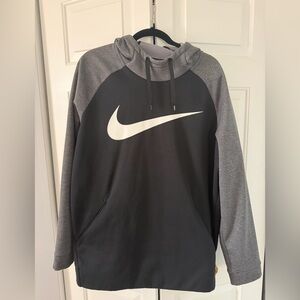 Nike Men's Black and Gray Pullover Hoodie